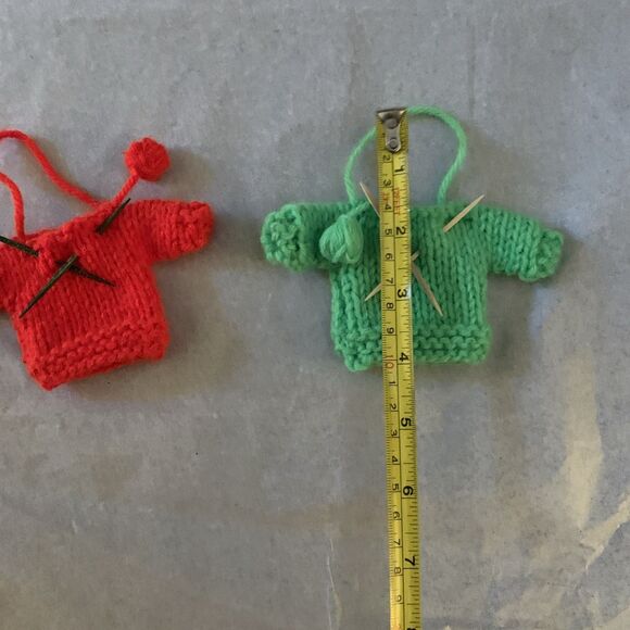2 Vintage Hand Knit Christmas Tree Ornaments Mini Red Green Sweaters - Picture 10 of 10